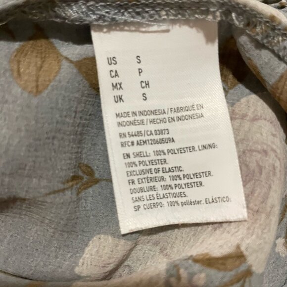 American Eagle light blue floral peplum top - Small - Picture 10 of 10